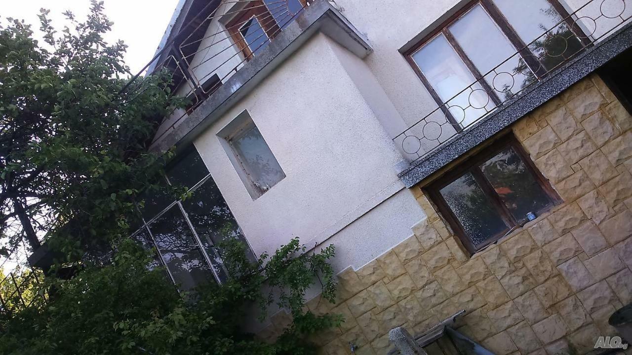 Вилна Зона Златни Пясъци, Спирка Ален Мак Varna Luaran gambar